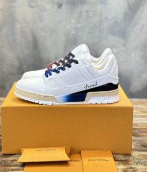 LV SNEAKER