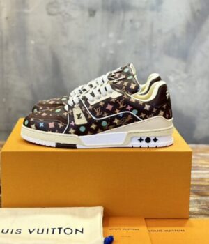 LV SNEAKER