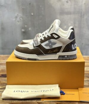 LV SNEAKER
