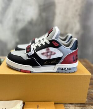 LV SNEAKER