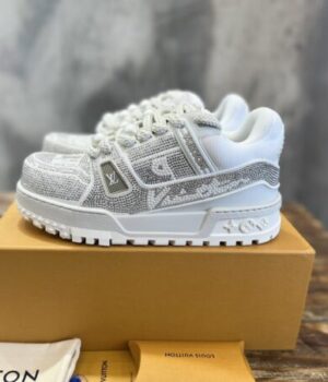 LV SNEAKER