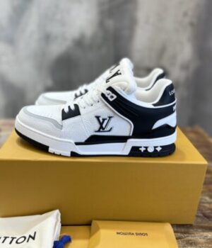 LV SNEAKER