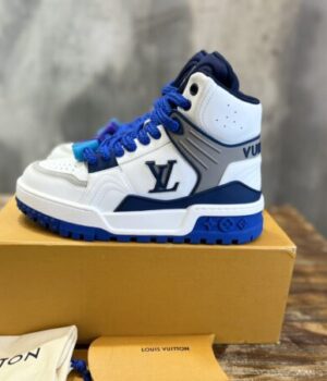 LV SNEAKER