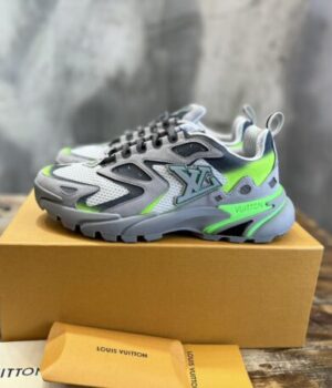 LV SNEAKER