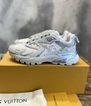 LV SNEAKER
