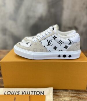 LV SNEAKER