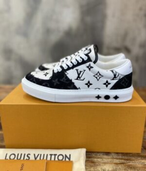 LV SNEAKER