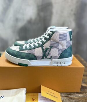 LV SNEAKER
