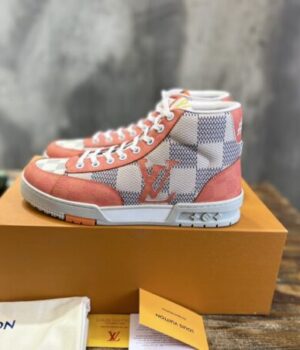 LV SNEAKER