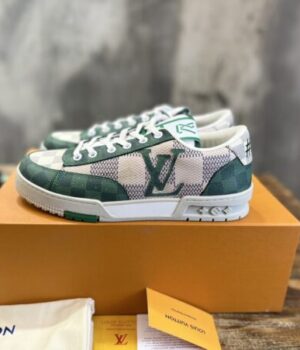 LV SNEAKER