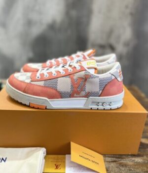 LV SNEAKER