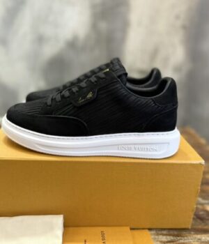 LV SNEAKER