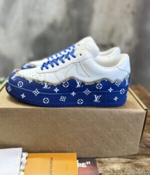 LV SNEAKER
