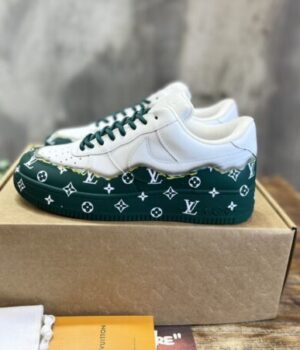 LV SNEAKER