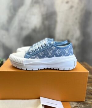 LV SNEAKER