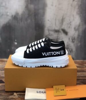 LV SNEAKER