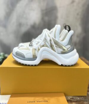 LV SNEAKER