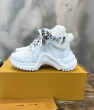 LV SNEAKER