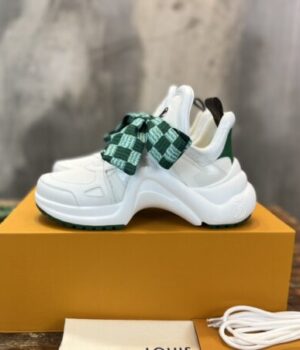 LV SNEAKER
