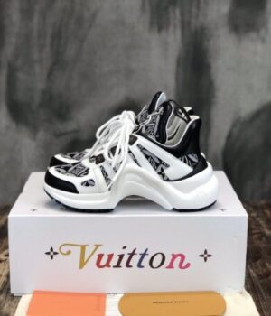 LV SNEAKER
