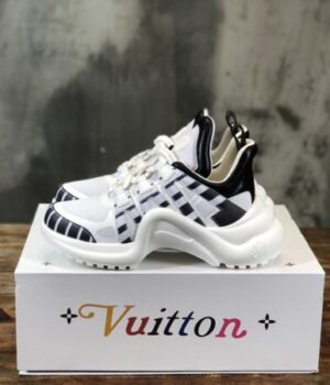 LV SNEAKER
