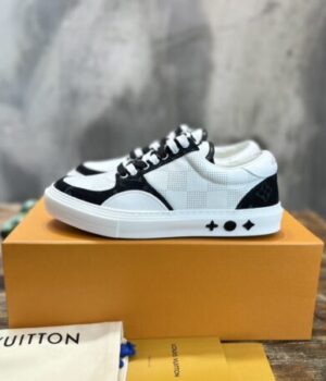 LV SNEAKER