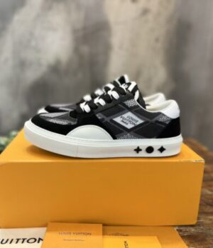 LV SNEAKER