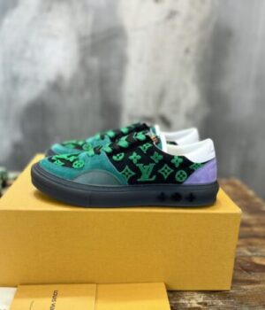 LV SNEAKER