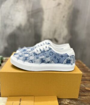 LV SNEAKER