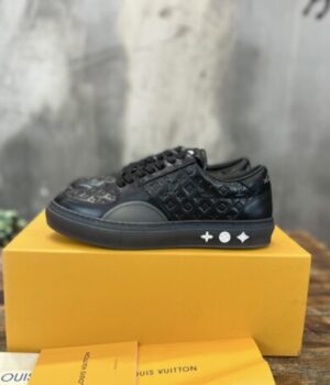 LV SNEAKER