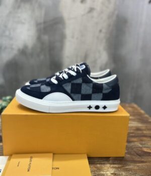 LV SNEAKER