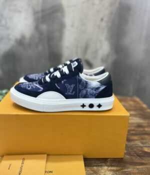 LV SNEAKER