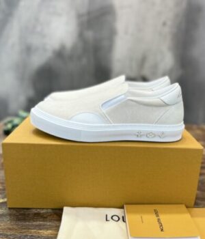 LV SNEAKER