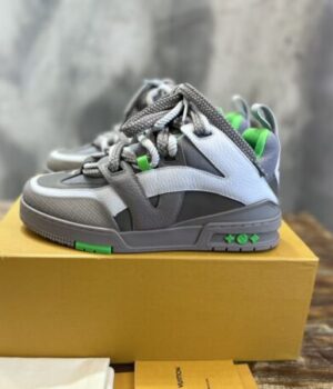 LV SNEAKER