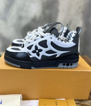 LV SNEAKER