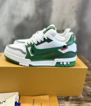 LV SNEAKER