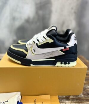 LV SNEAKER