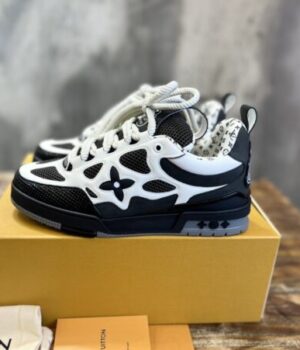 LV SNEAKER