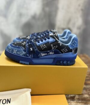 LV SNEAKER
