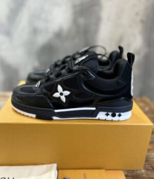 LV SNEAKER