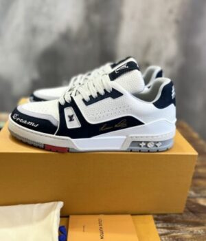 LV SNEAKER