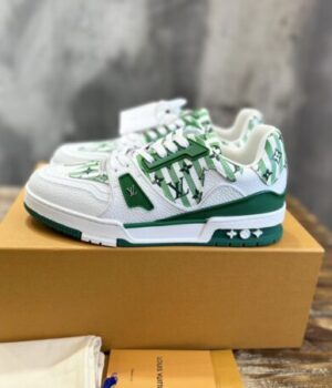 LV SNEAKER