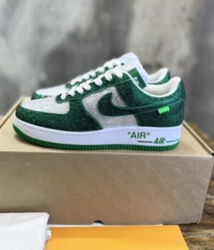 LV SNEAKER