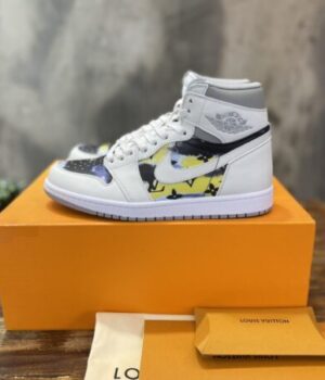 LV SNEAKER