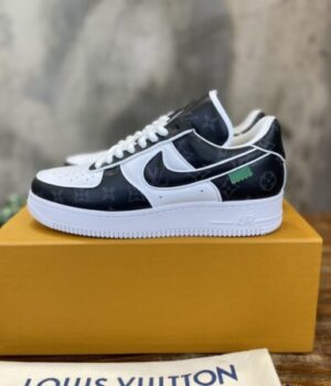 LV SNEAKER