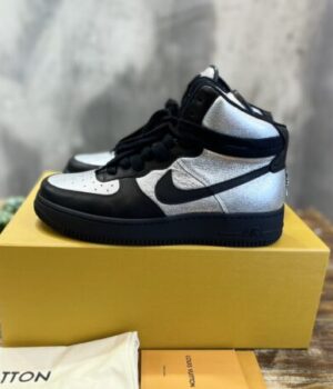 LV SNEAKER
