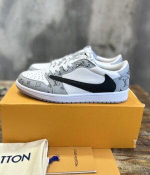 LV SNEAKER