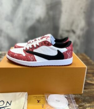 LV SNEAKER