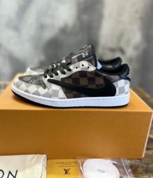 LV SNEAKER