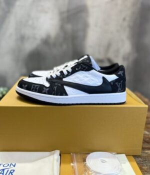 LV SNEAKER
